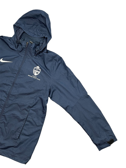 Nike Vintage Regenparka „JPL“ Regional Talent Centre